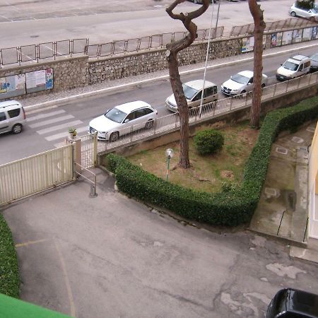 Apartmán A' Moglie Del Comandante Gaeta Exteriér fotografie